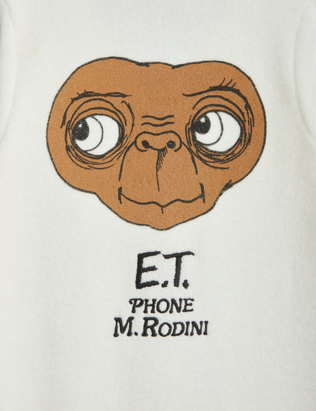 Robe et t shirt sales
